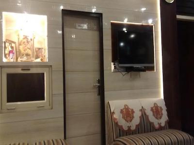 هتل ودلاد دلوکس