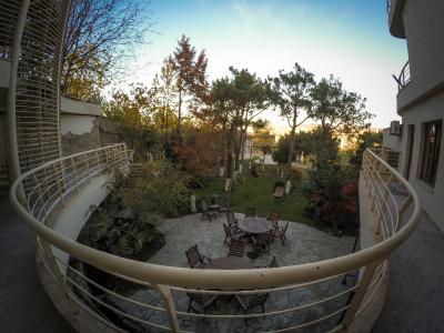 بوموند گاردن