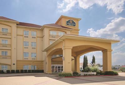 لا کوینتا این اند سویتز دالاز-هوچینز