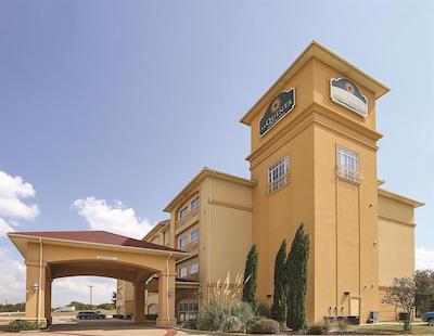 لا کوینتا این اند سویتز دالاز-هوچینز