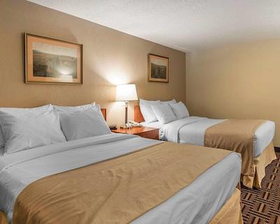 کلارین هتل اند کنفرنس سنتر