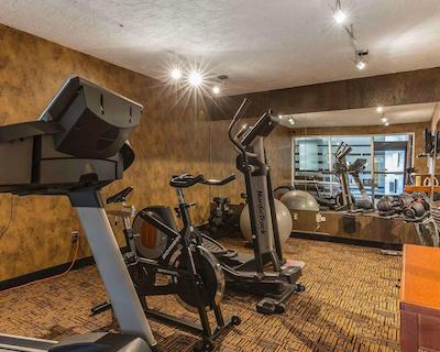 کلارین هتل اند کنفرنس سنتر