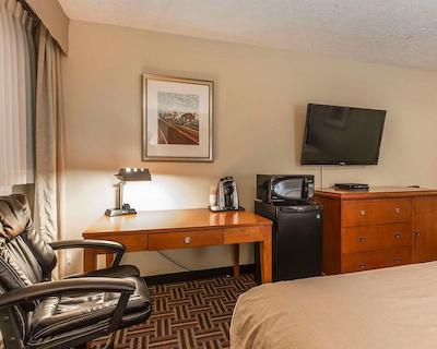 کلارین هتل اند کنفرنس سنتر