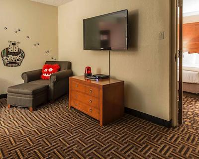 کلارین هتل اند کنفرنس سنتر