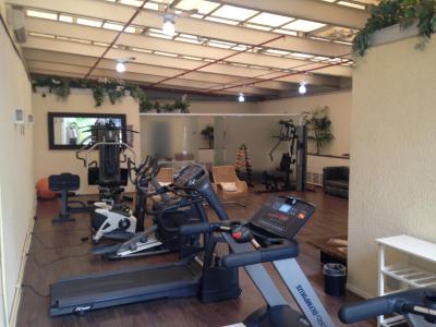 هیجینپلیز هتل اند سوتز