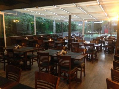 هیجینپلیز هتل اند سوتز