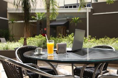 هیجینپلیز هتل اند سوتز