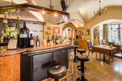 بست وسترن پلاس گولدنر ادلر