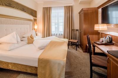 بست وسترن پلاس گولدنر ادلر