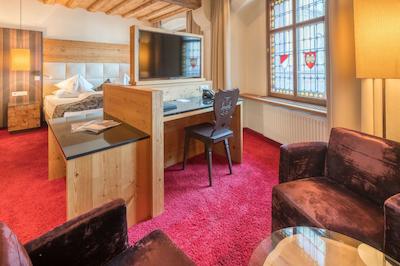 بست وسترن پلاس گولدنر ادلر