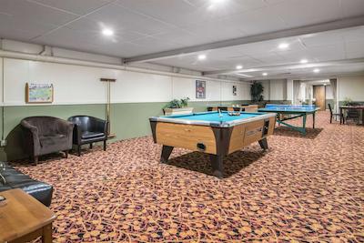 اکنو لج این اند سویتز