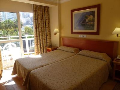 اسنس هتل بوتیک بای دن پاکویتو