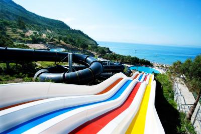 آریا کلاروس بیچ اند اسپا ریزورت