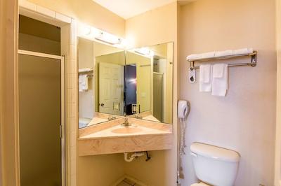 رد روف این ویچیتا فالز