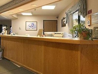 دز این استورجیز