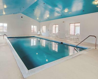 کمفرت این اند سویتز رادفرد