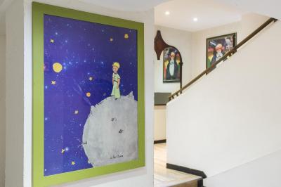 هستل ویلا ساینت اکسوپری بیچ