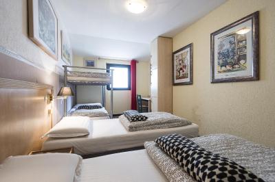 هستل ویلا ساینت اکسوپری بیچ