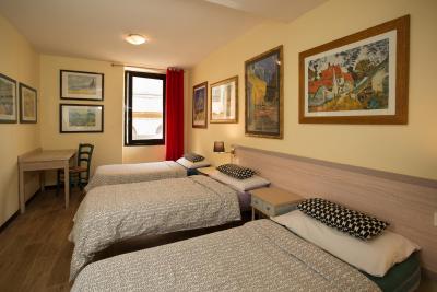 هستل ویلا ساینت اکسوپری بیچ