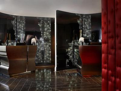 و پاریز اُپرا