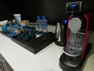 د کسمپلیتان هتل