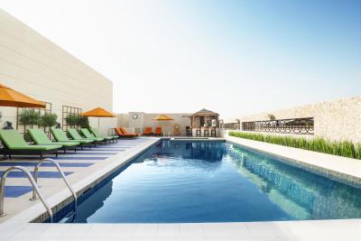 د کسمپلیتان هتل