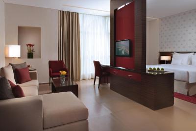 د کسمپلیتان هتل