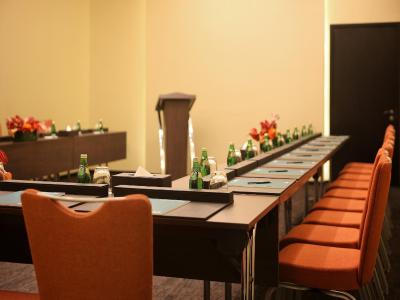 د کسمپلیتان هتل