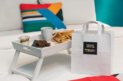 کلرز دسالنیکی لیوینگ