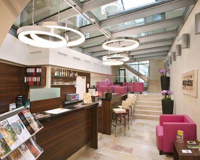 استار این هتل پرمیوم اسالزبورگ گابلربرو