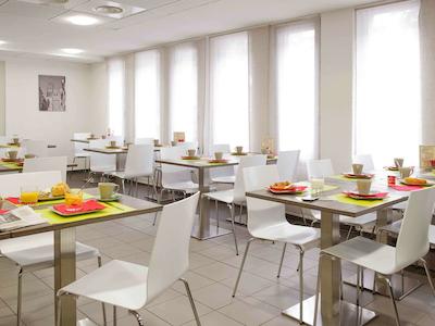 اداجیو اکسز استراسبورگ پتیت فرانس