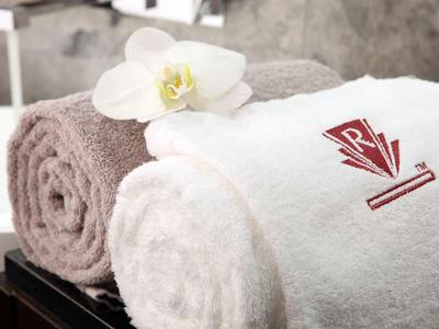 رهمبوز پارک اورا چنگدو هتل