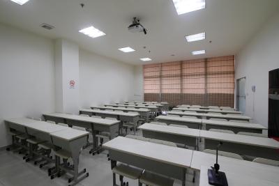 جین جیانگ این شانگهای ایست چینا نرمال یونیورسیتی