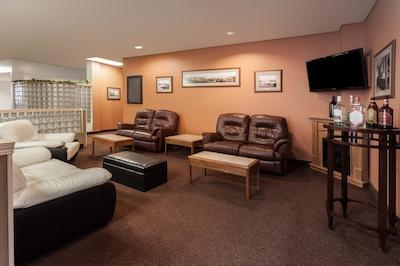 کاناداز بست والو این ساینت جهن