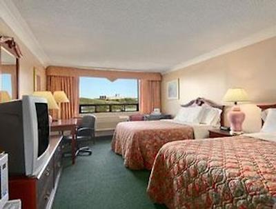 کاناداز بست والو این ساینت جهن