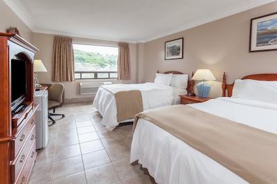 کاناداز بست والو این ساینت جهن