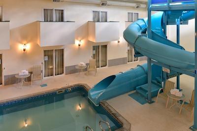 کاناداز بست والو این والمونت