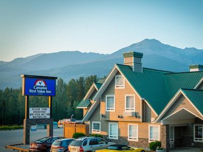 کاناداز بست والو این والمونت