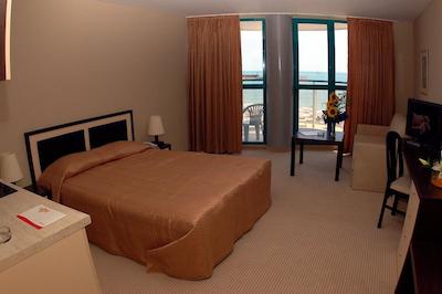 برلین گلدن بیچ هتل