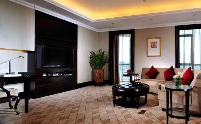 د کلی هتل شنزهن