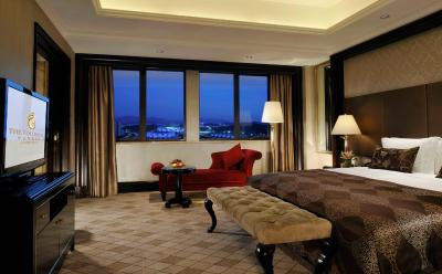 د کلی هتل شنزهن