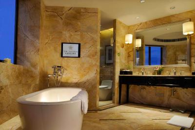 د کلی هتل شنزهن