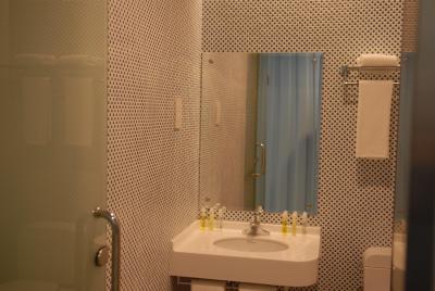 اُکت ایست کارگو هستل