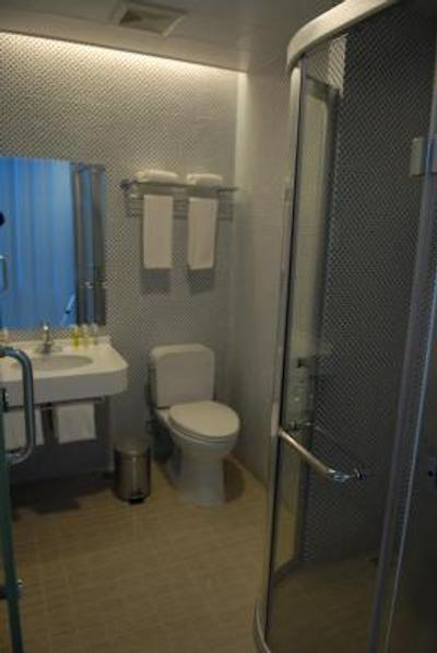 اُکت ایست کارگو هستل