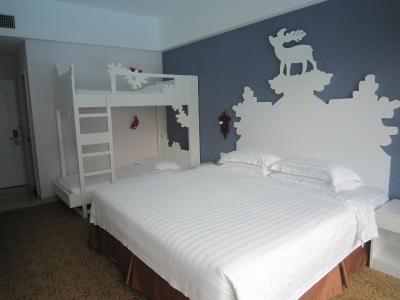 اُاسیز اُ-سیتی هتل شنزهن