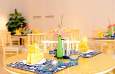 اُاسیز اُ-سیتی هتل شنزهن