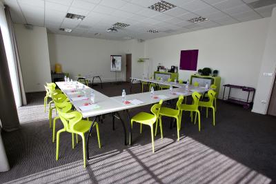 ایبیز استیلز تولوس سیت اسپاس