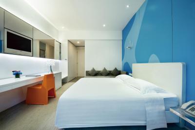 اُتیک اکوا هتل شنزهن