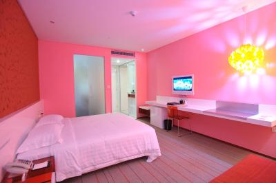 اُتیک اکوا هتل شنزهن