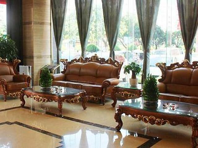 وینا هتل شنزهن پینگهو پلازا